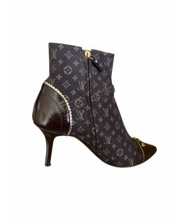 LOUIS VUITTON Ботильоны