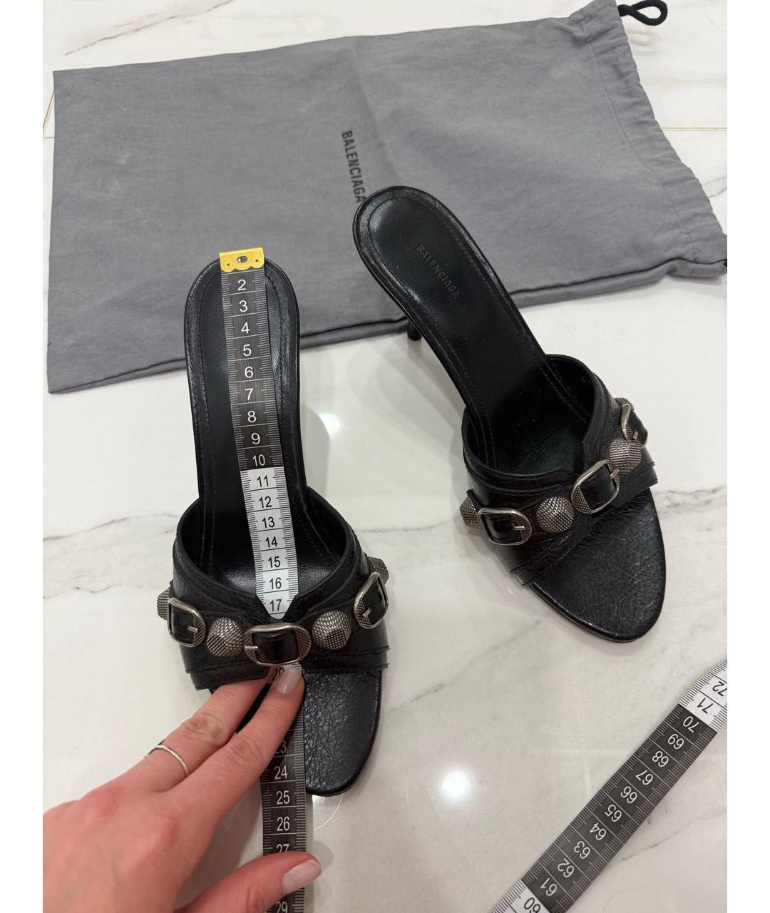BALENCIAGA Черные кожаные сабо, фото 6