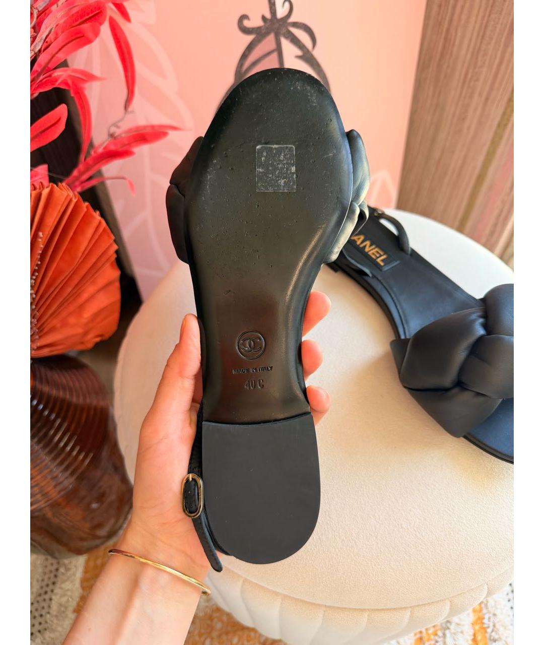 CHANEL Черные кожаные босоножки, фото 5