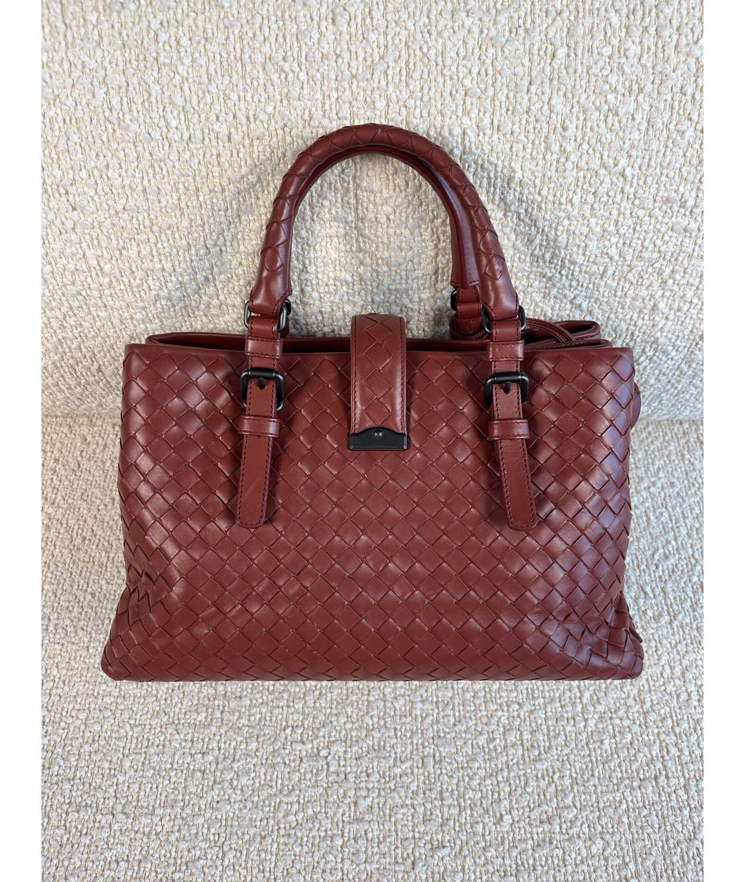 BOTTEGA VENETA Бордовая кожаная сумка с короткими ручками, фото 3