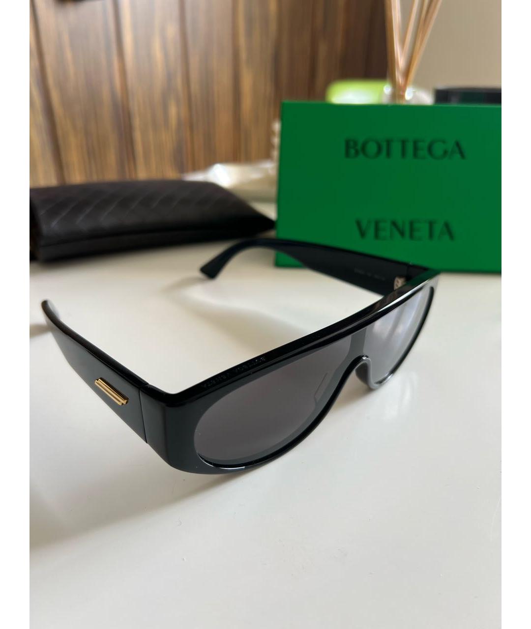 BOTTEGA VENETA Черные пластиковые солнцезащитные очки, фото 3