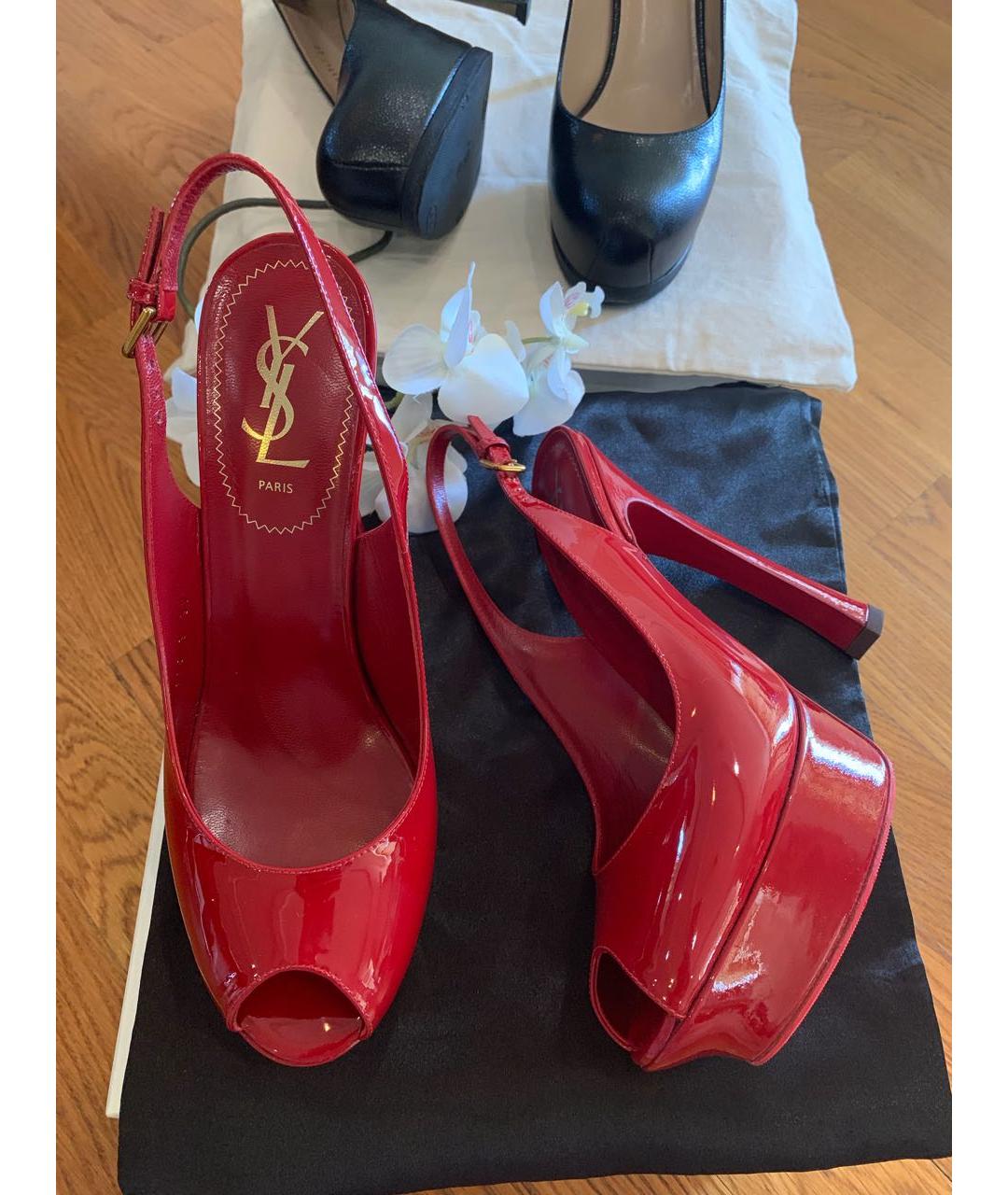 SAINT LAURENT Красные босоножки из лакированной кожи, фото 3