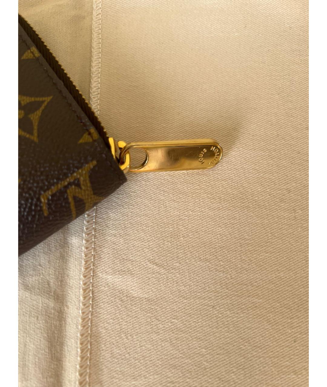 LOUIS VUITTON Коричневый кошелек, фото 4