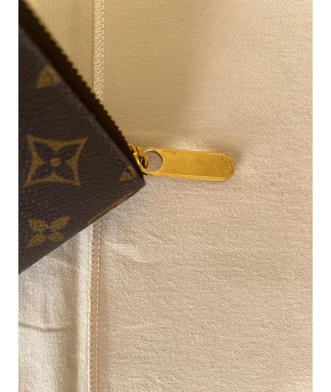 LOUIS VUITTON Коричневый кошелек, фото 3