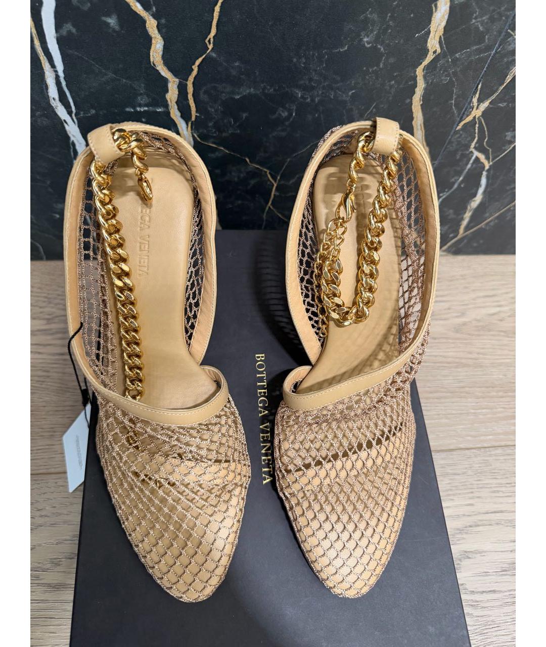 BOTTEGA VENETA Бежевые кожаные босоножки, фото 6