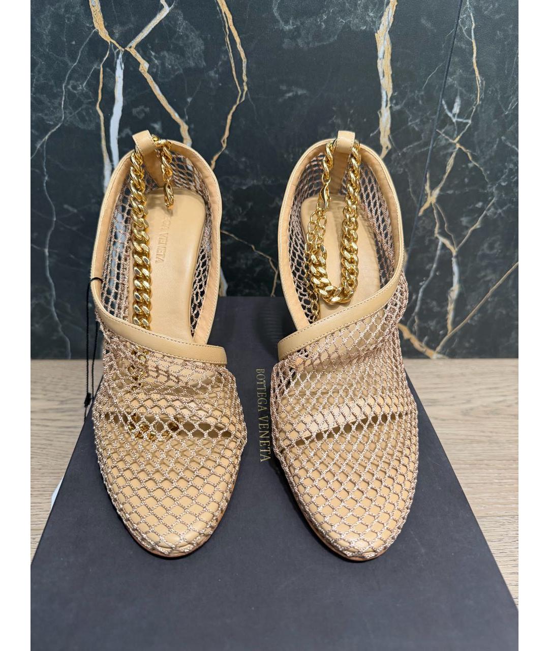 BOTTEGA VENETA Бежевые кожаные босоножки, фото 2