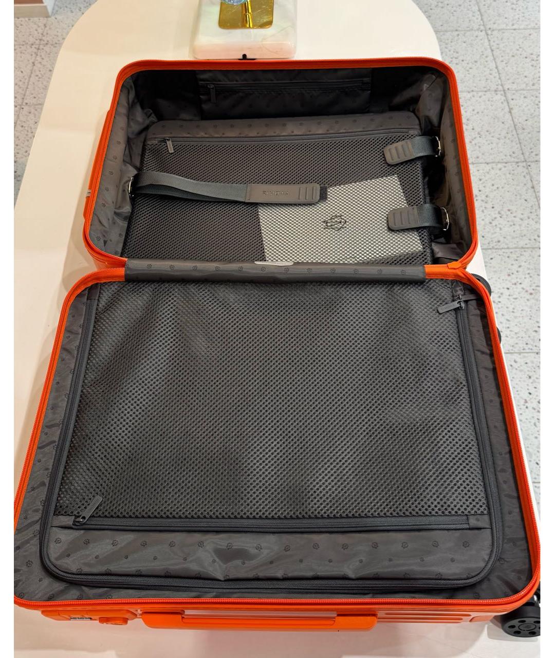 Rimowa Оранжевый чемодан, фото 7