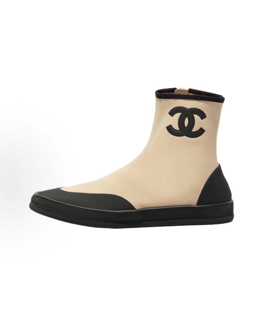 CHANEL Бежевые кожаные сапоги, фото 2