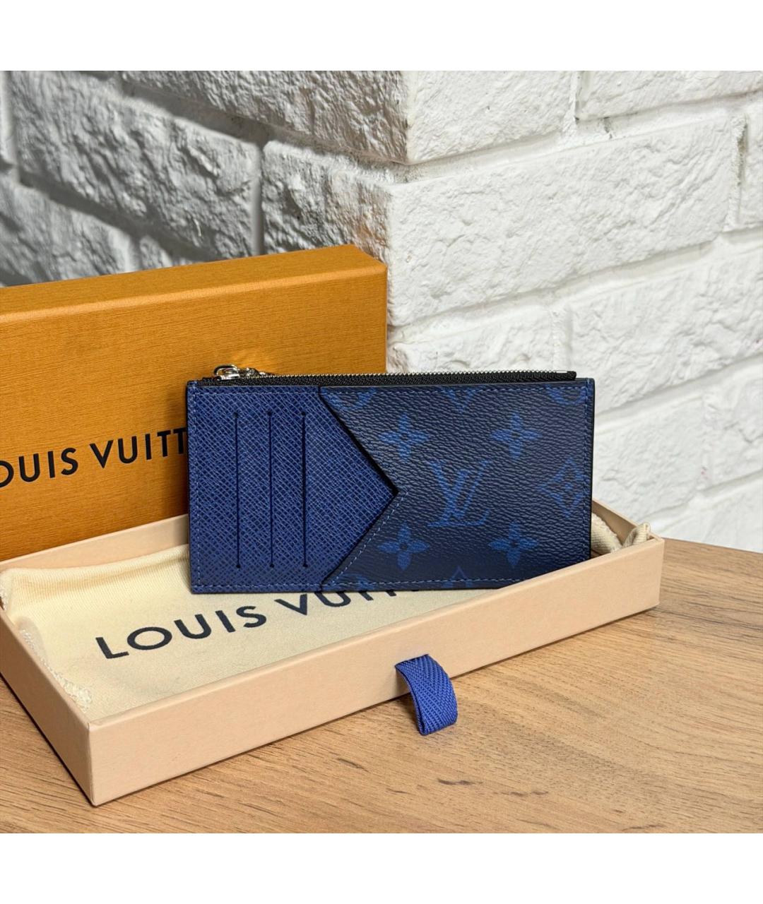 LOUIS VUITTON Синий кожаный кардхолдер, фото 2