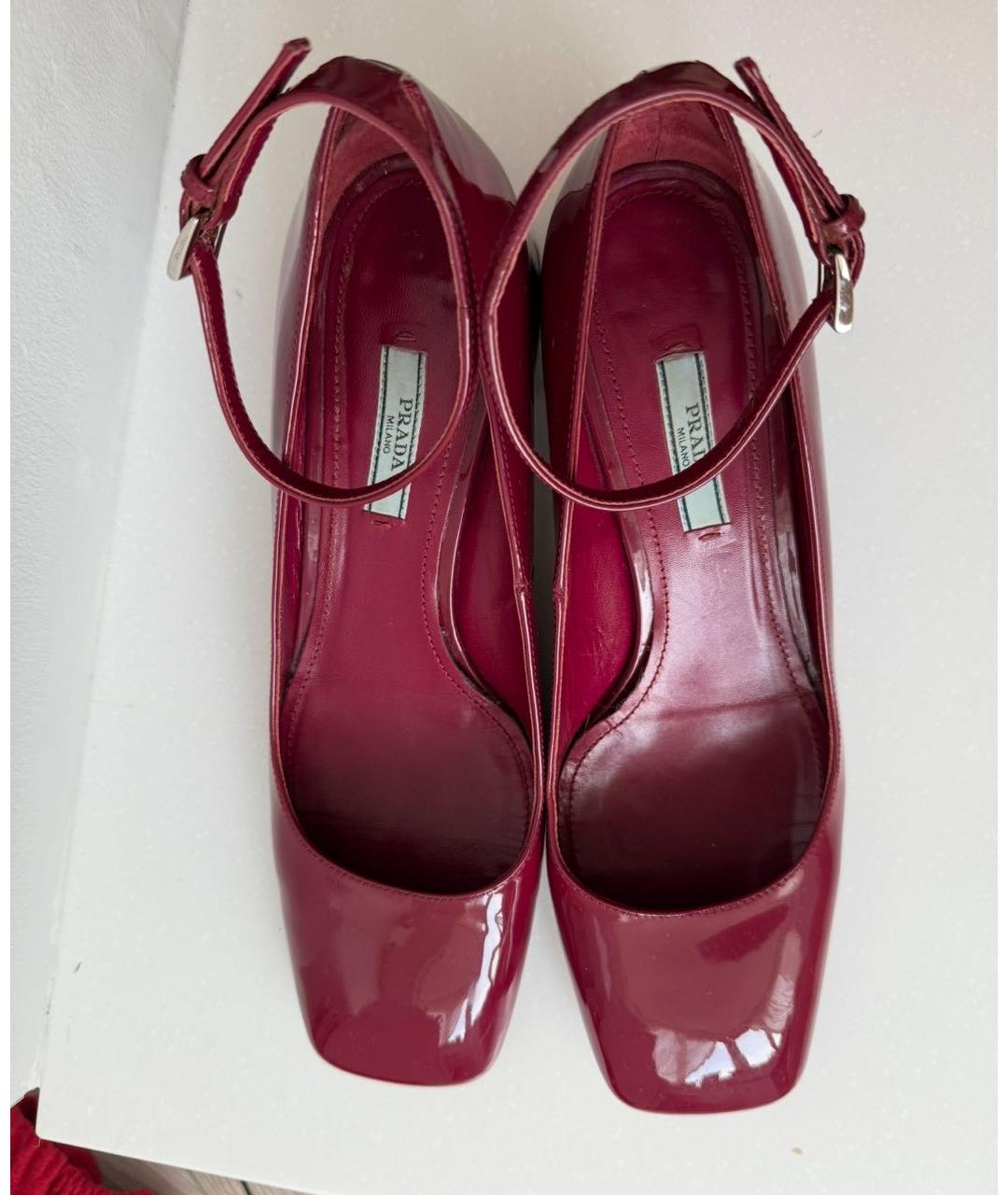 PRADA Бордовые туфли из лакированной кожи, фото 3