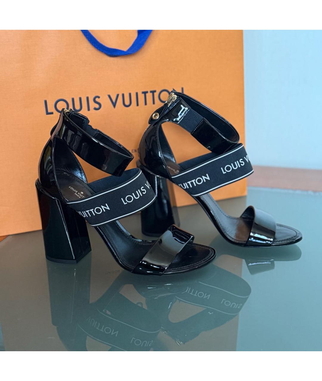 LOUIS VUITTON Черные кожаные босоножки, фото 2