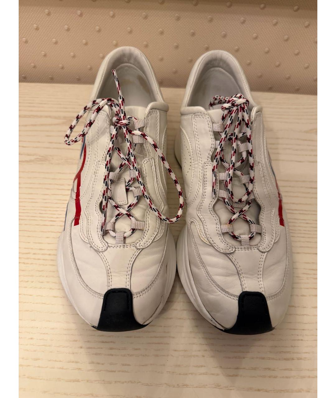 GUCCI Белые кожаные низкие кроссовки / кеды, фото 3