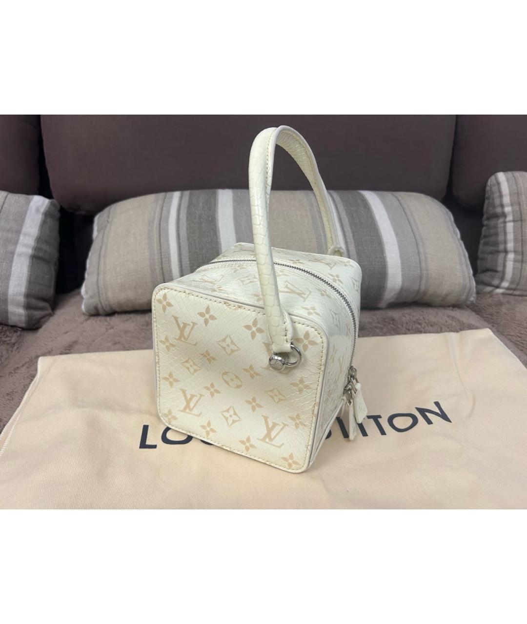 LOUIS VUITTON Бежевая кожаная сумка с короткими ручками, фото 4