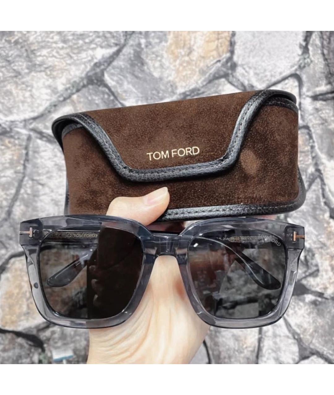 TOM FORD Серые пластиковые солнцезащитные очки, фото 4