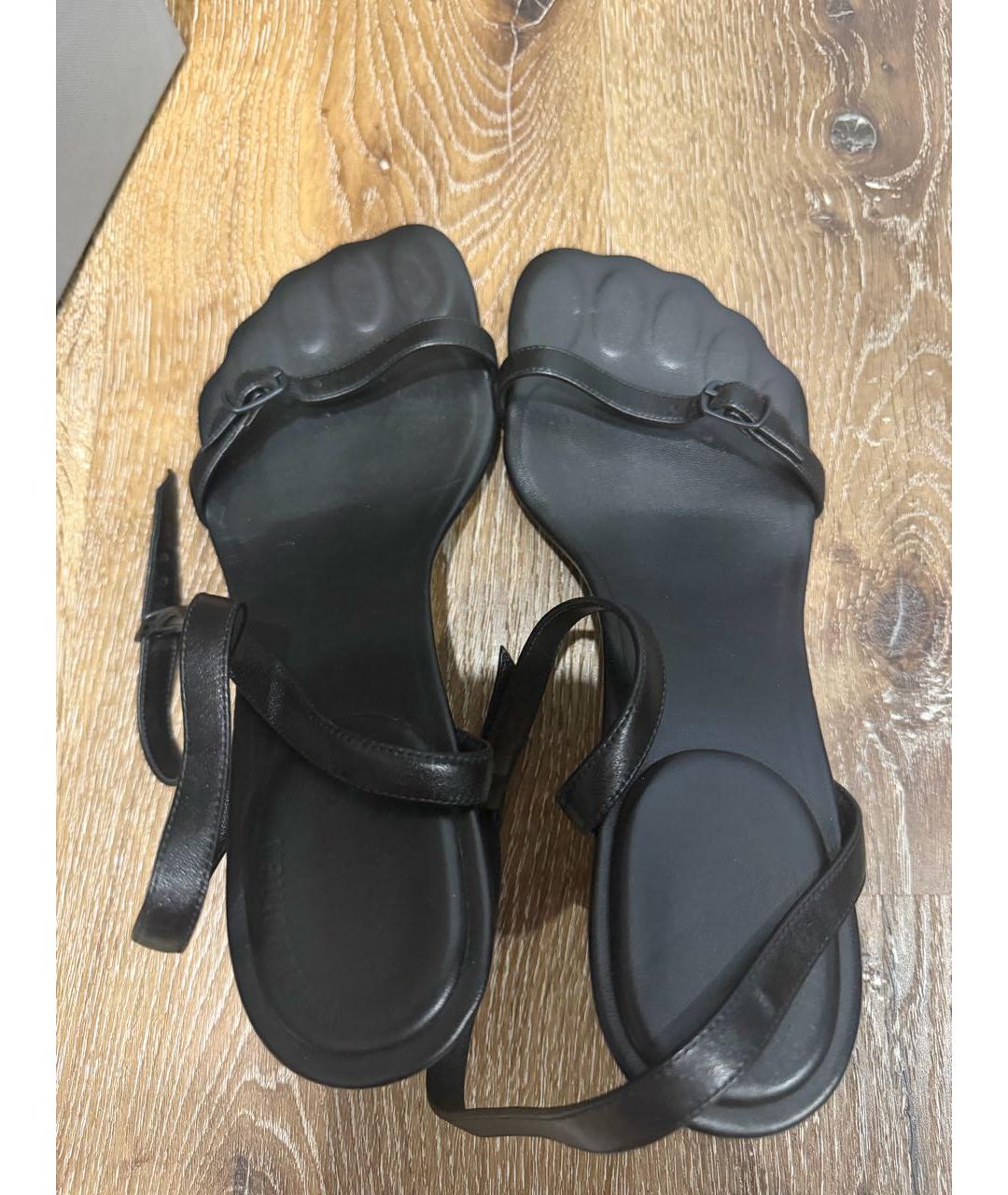 BALENCIAGA Черные кожаные босоножки, фото 2