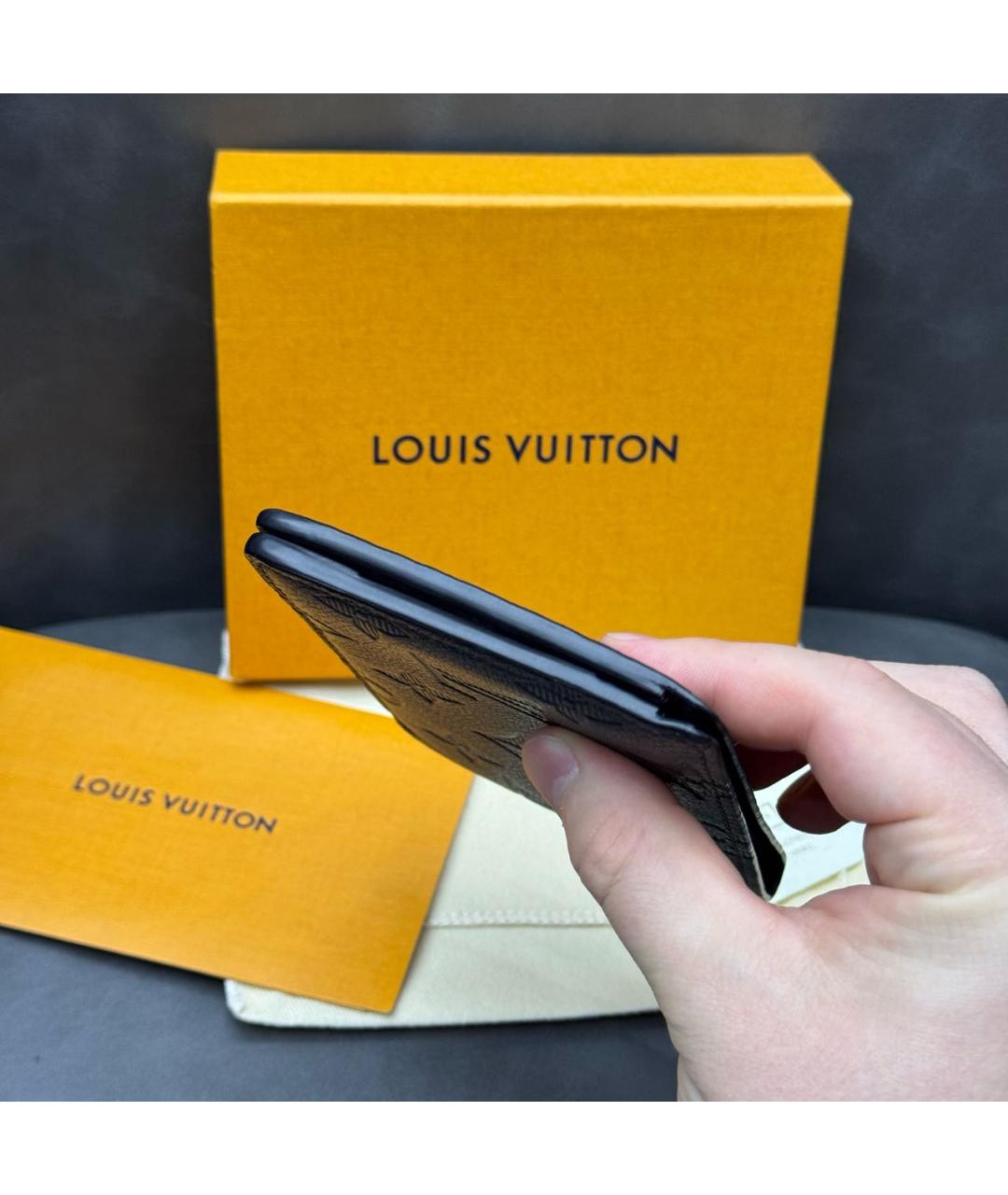 LOUIS VUITTON Черный кожаный кошелек, фото 4