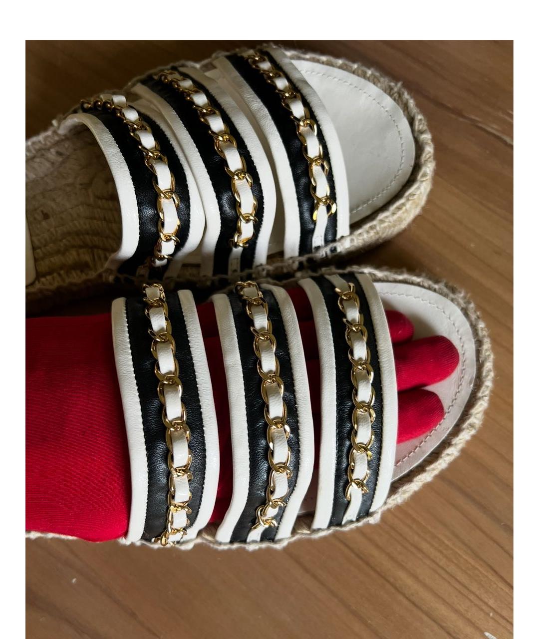 CHANEL Кожаные шлепанцы, фото 3