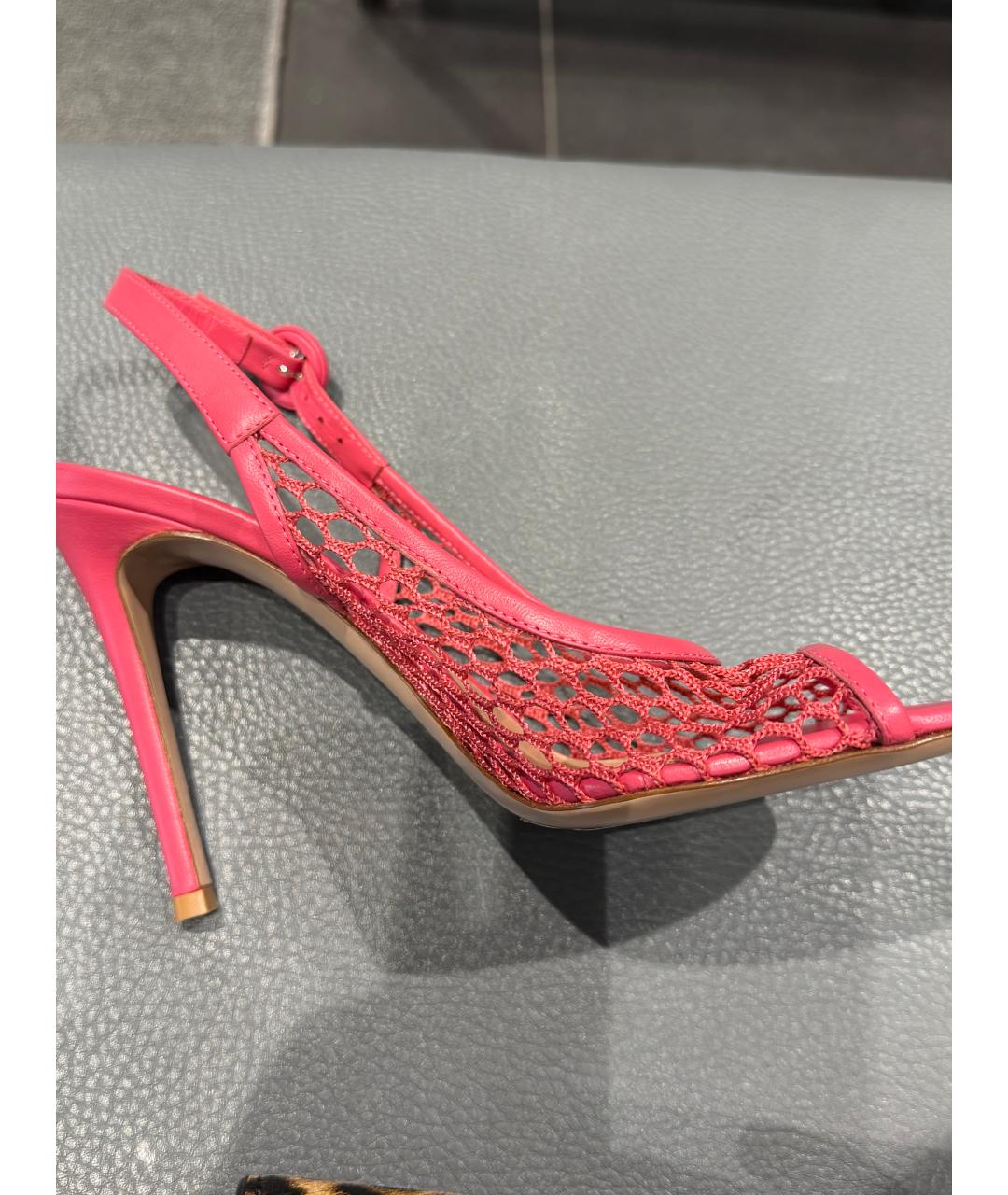 GIANVITO ROSSI Розовые кожаные босоножки, фото 5