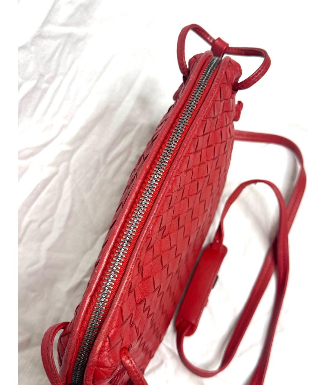 BOTTEGA VENETA Красная кожаная сумка через плечо, фото 3