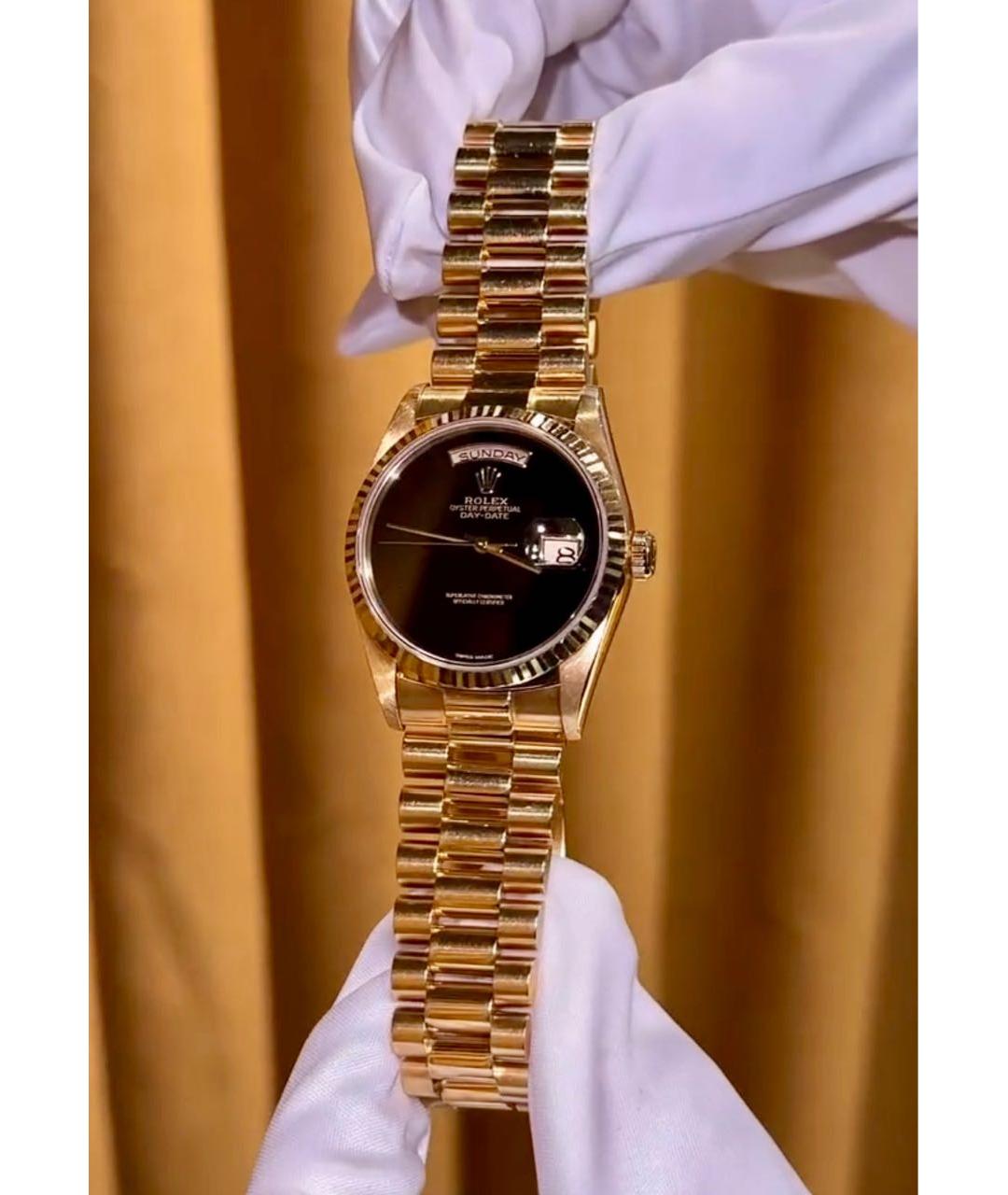 ROLEX Черные часы из желтого золота, фото 3