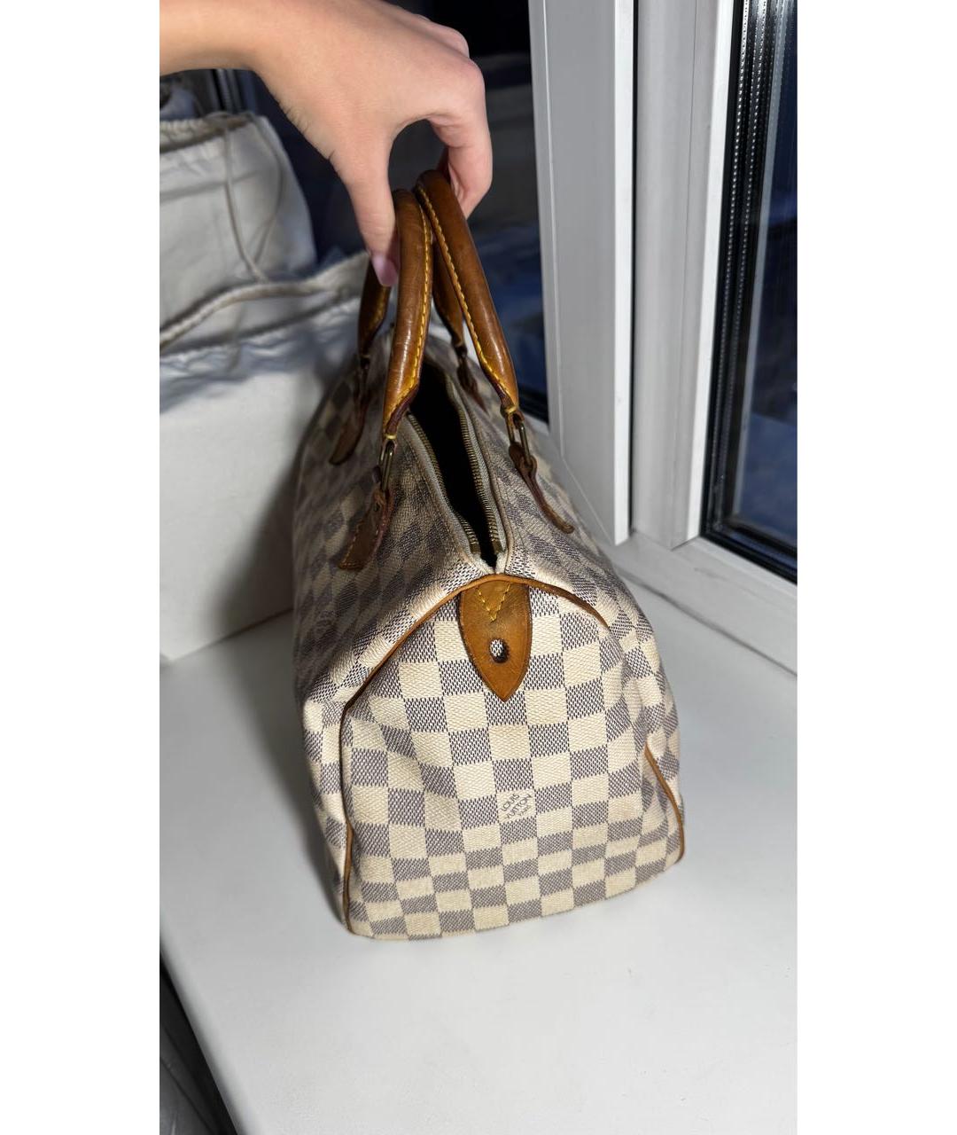 LOUIS VUITTON Белая кожаная сумка с короткими ручками, фото 4