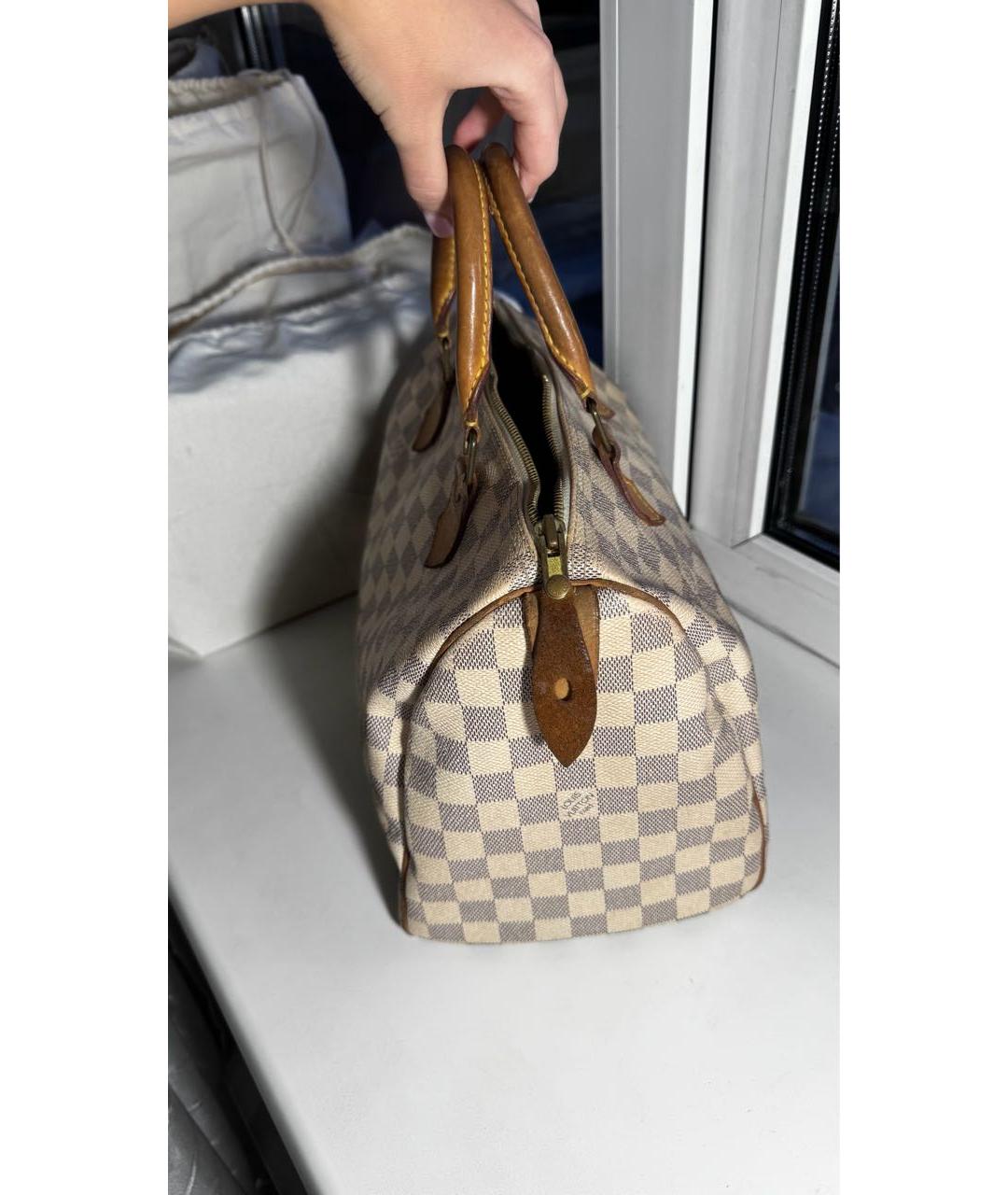 LOUIS VUITTON Белая кожаная сумка с короткими ручками, фото 3