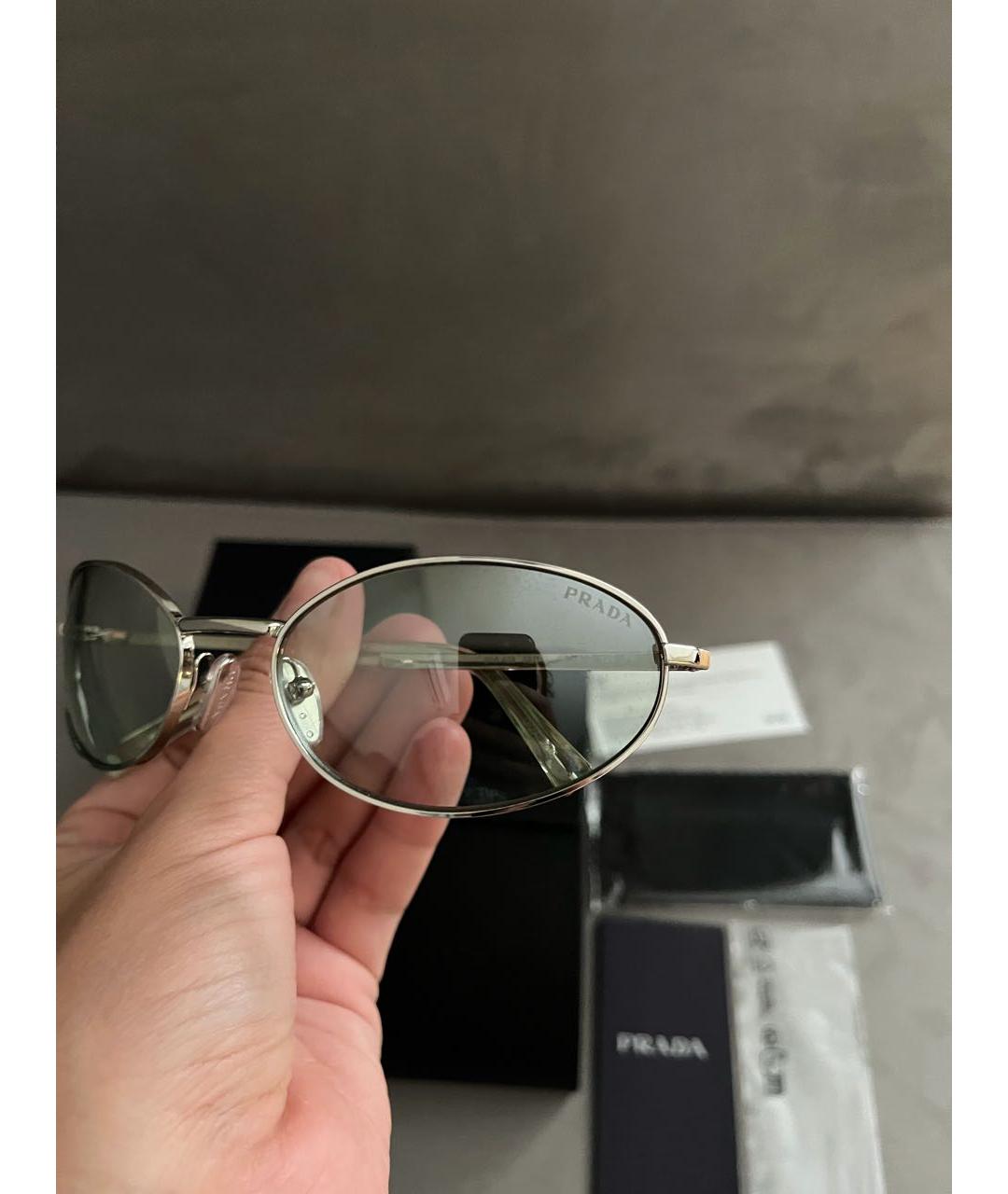 PRADA Серебряные металлические солнцезащитные очки, фото 5