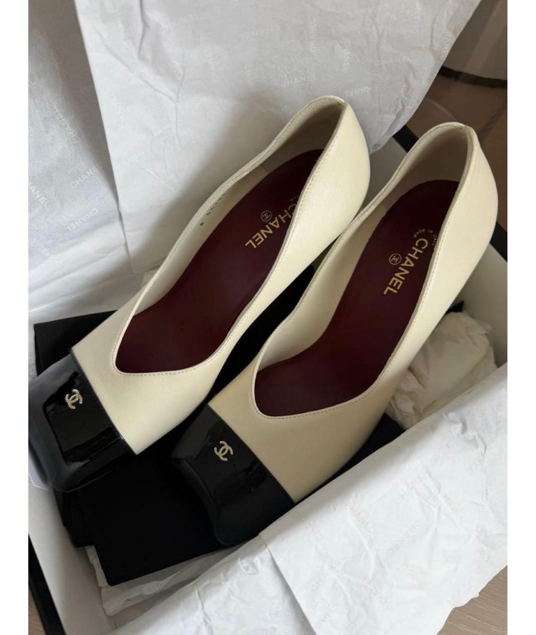 CHANEL Белые кожаные туфли, фото 4