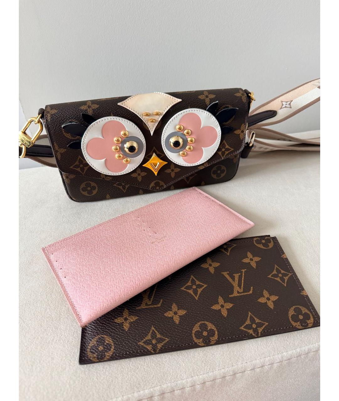 LOUIS VUITTON Коричневая сумка через плечо из искусственной кожи, фото 3