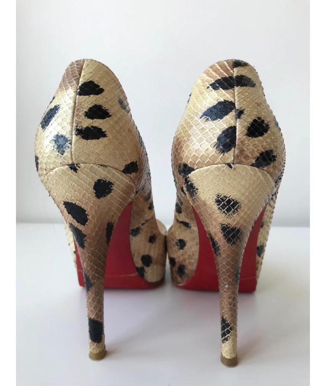 CHRISTIAN LOUBOUTIN Бежевые туфли из экзотической кожи, фото 4