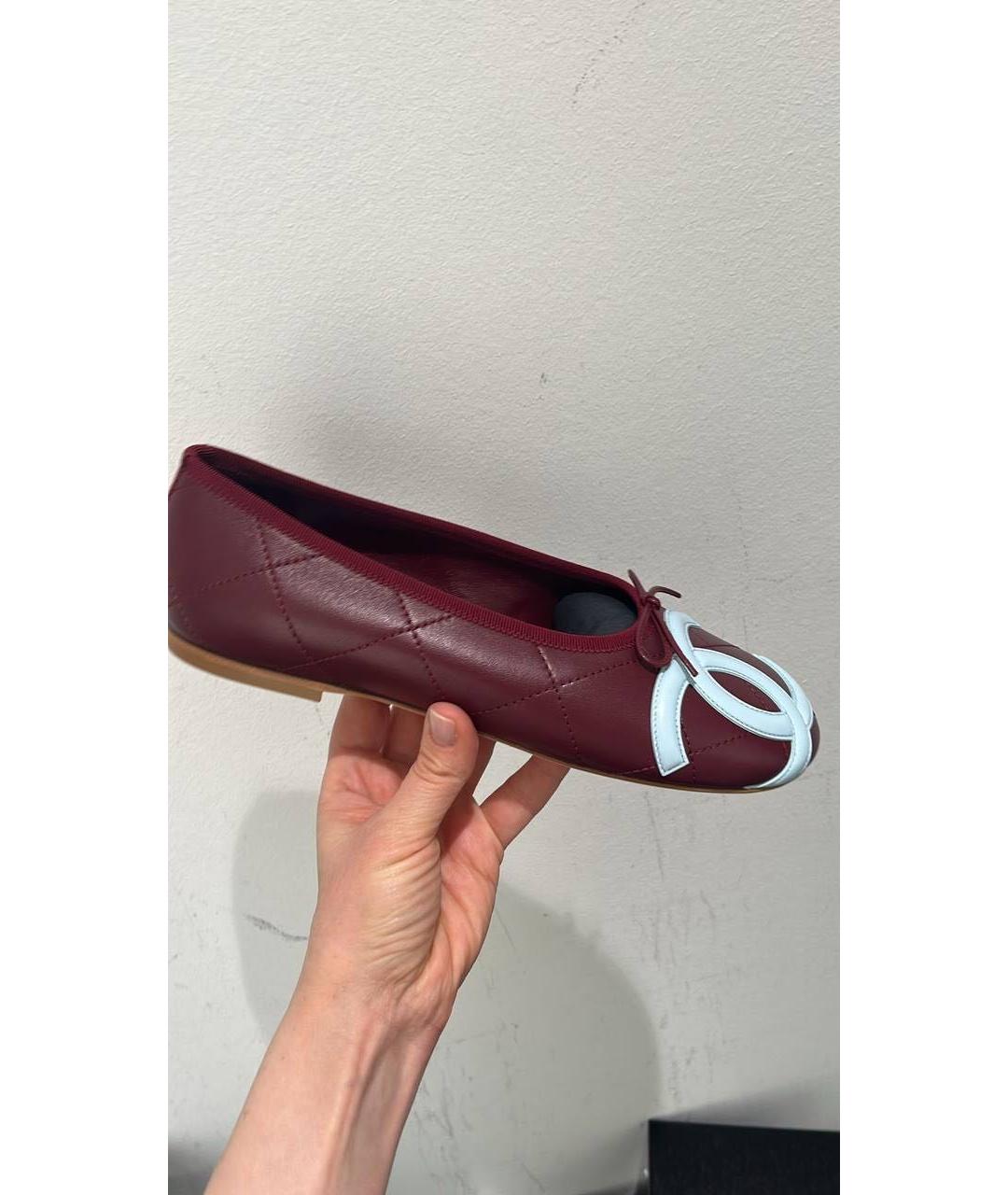 CHANEL Бордовые кожаные балетки, фото 3