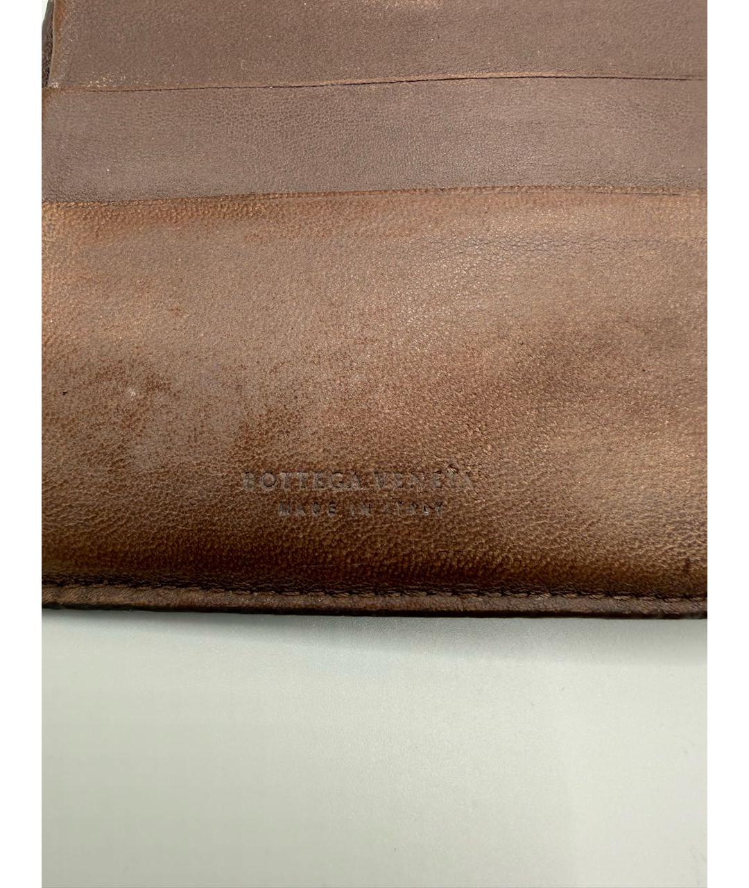 BOTTEGA VENETA Коричневый кожаный кошелек, фото 5