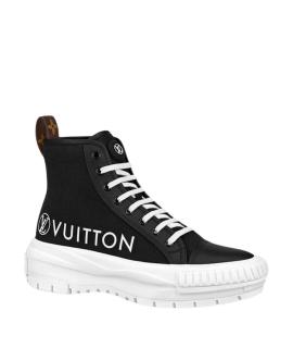 LOUIS VUITTON Кеды