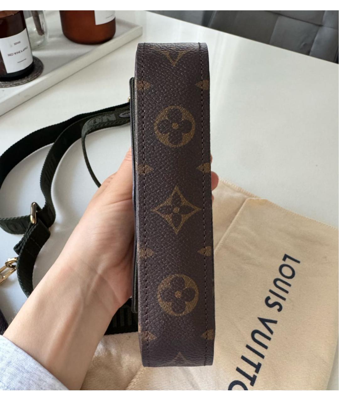 LOUIS VUITTON Коричневая сумка через плечо из искусственной кожи, фото 5