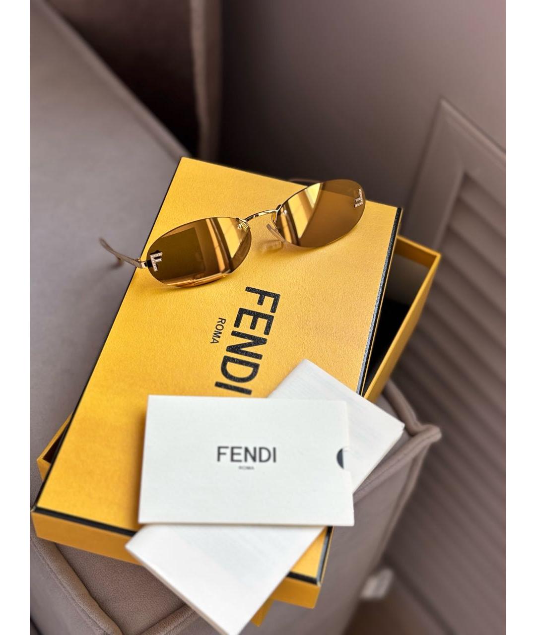 FENDI Золотые металлические солнцезащитные очки, фото 7