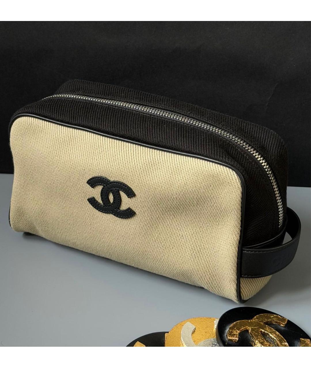 CHANEL Бежевая тканевая косметичка, фото 3