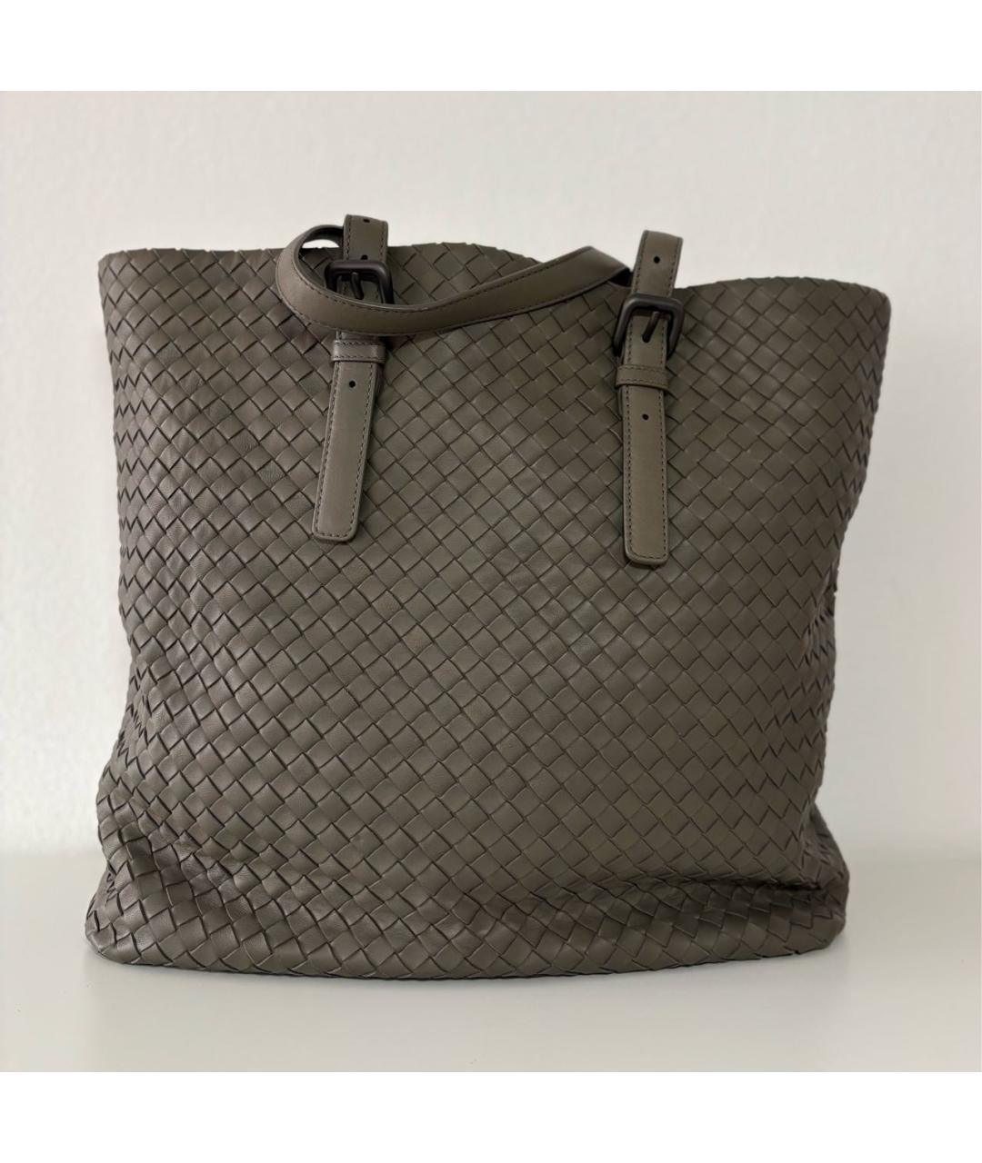 BOTTEGA VENETA Серая кожаная сумка тоут, фото 3