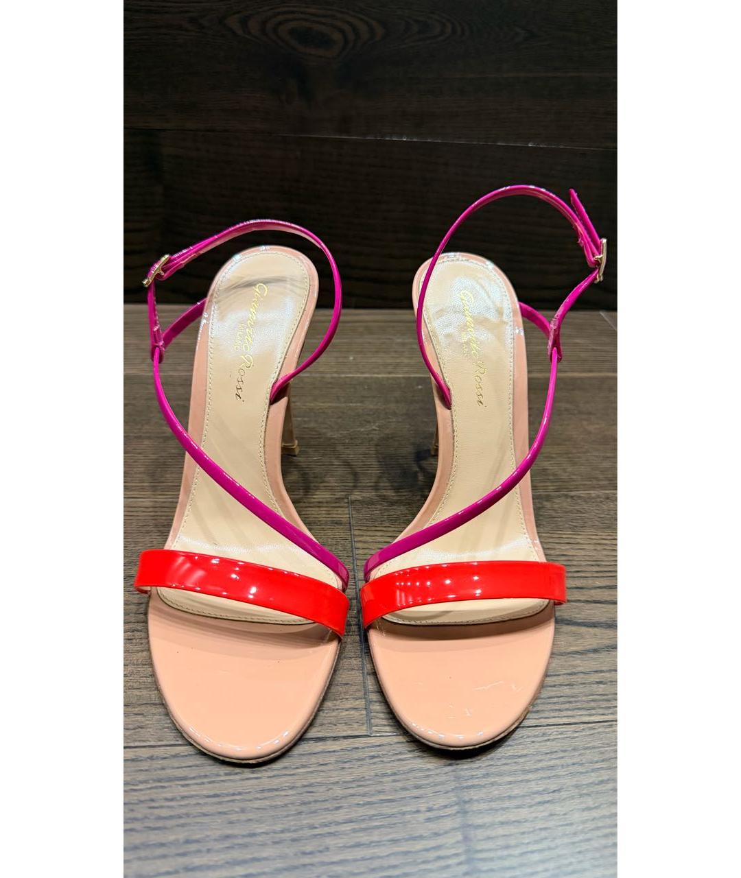 GIANVITO ROSSI Босоножки из лакированной кожи, фото 2