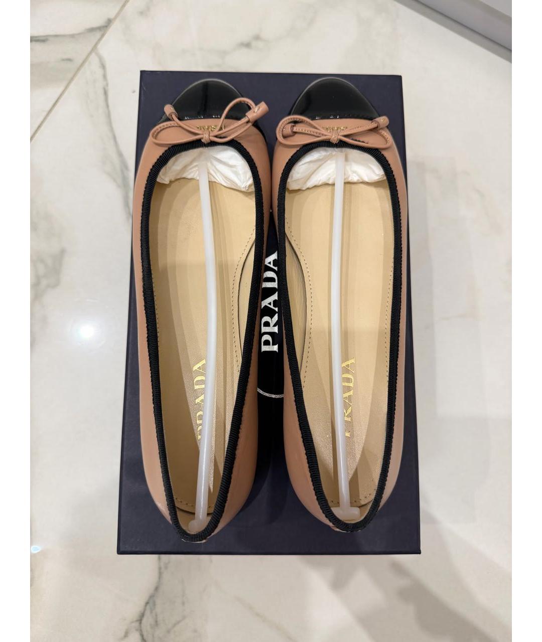 PRADA Кожаные балетки, фото 3