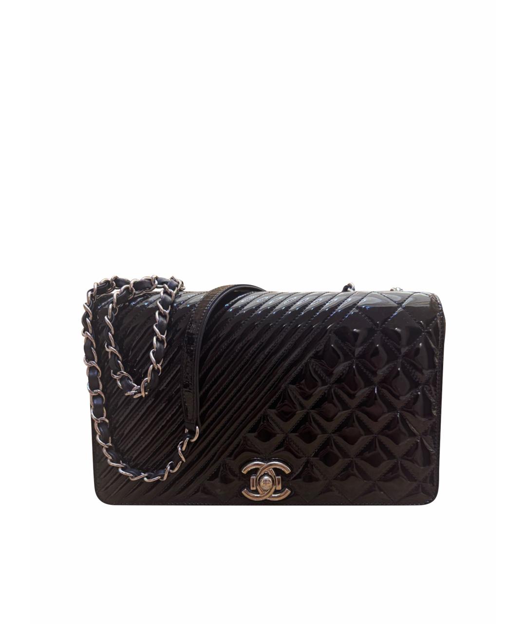 CHANEL Черная сумка через плечо из лакированной кожи, фото 1