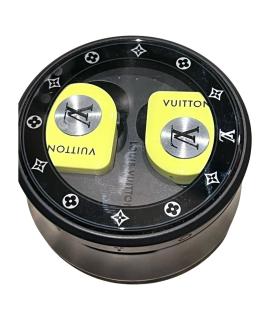 LOUIS VUITTON Техника
