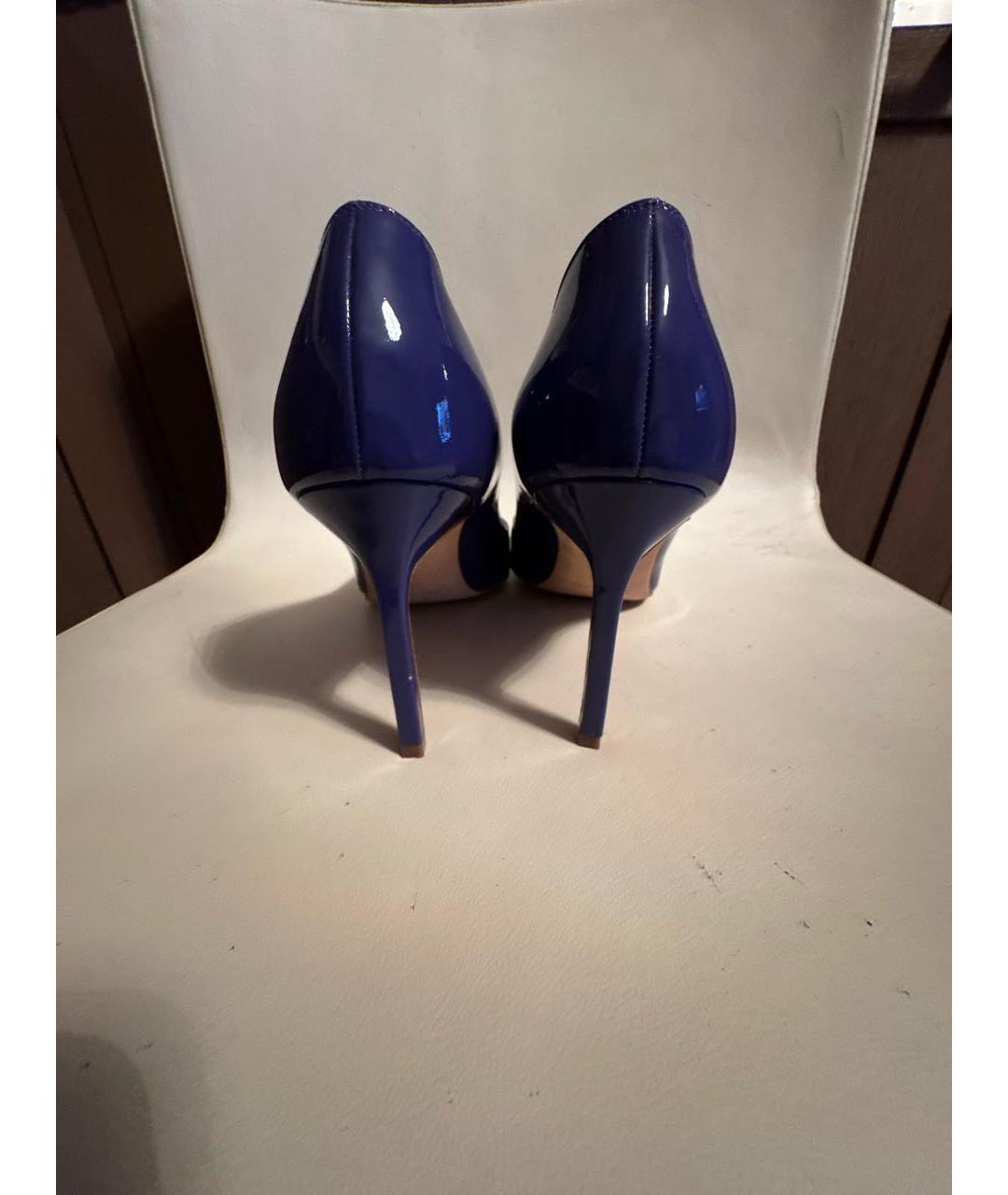 MANOLO BLAHNIK Фиолетовые туфли из лакированной кожи, фото 4