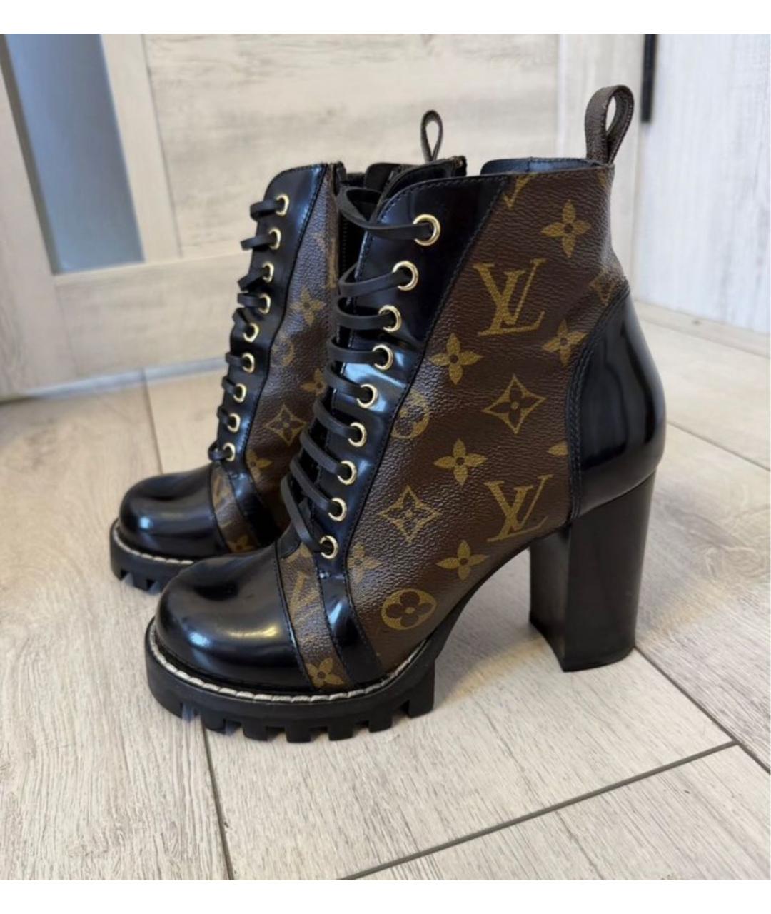 LOUIS VUITTON Коричневые ботильоны, фото 2