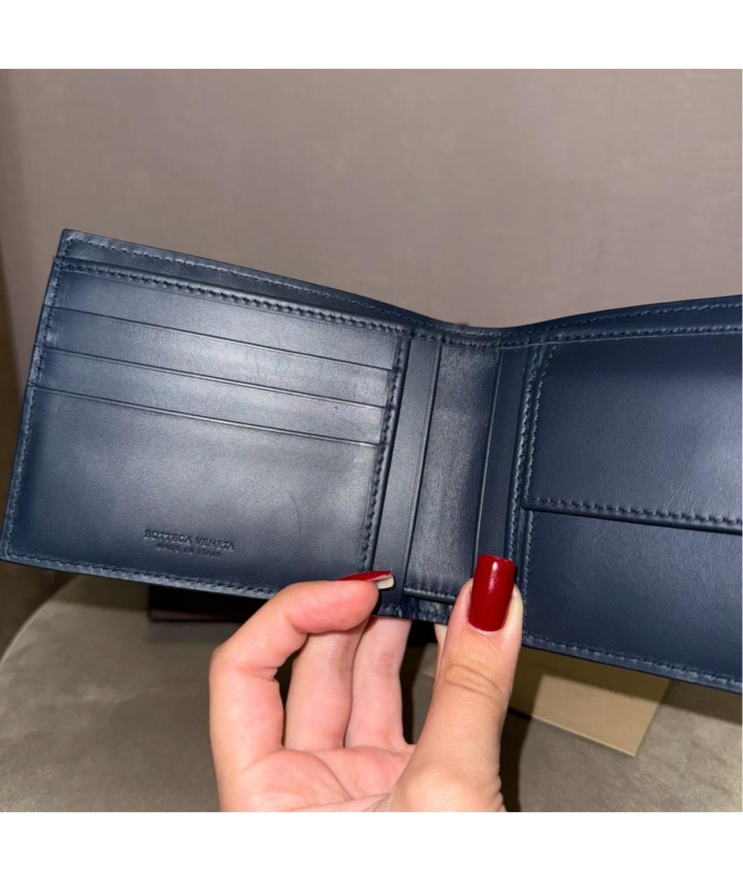 BOTTEGA VENETA Темно-синий кожаный кошелек, фото 5