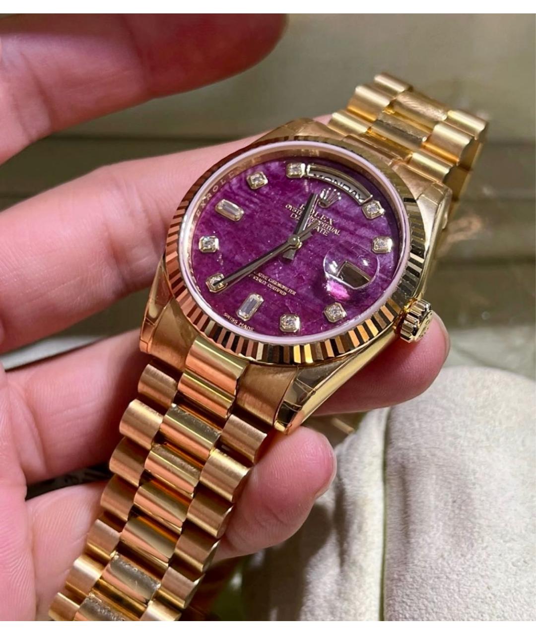 ROLEX Бордовые часы из желтого золота, фото 3
