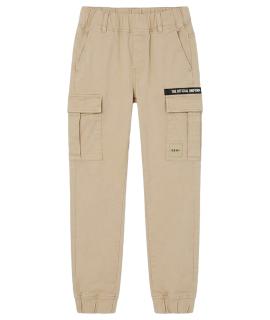DKNY Брюки и шорты