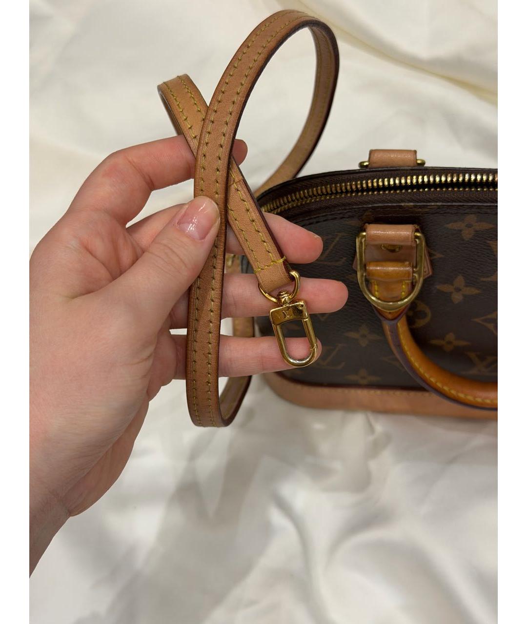 LOUIS VUITTON Кожаная сумка с короткими ручками, фото 6