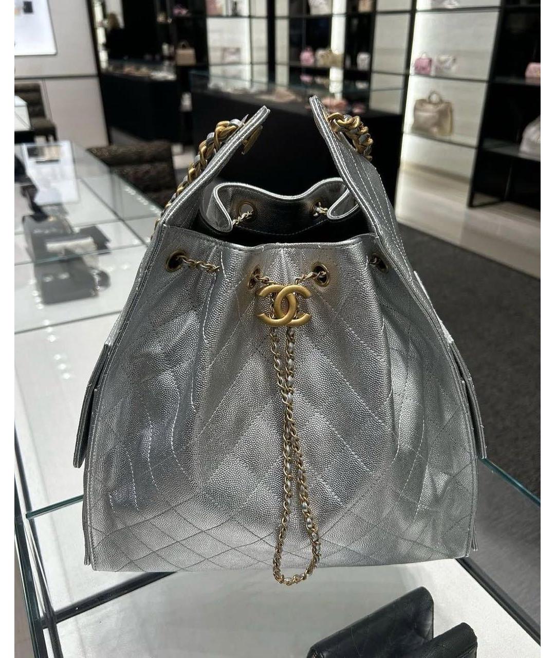 CHANEL Серебряная кожаная сумка через плечо, фото 2