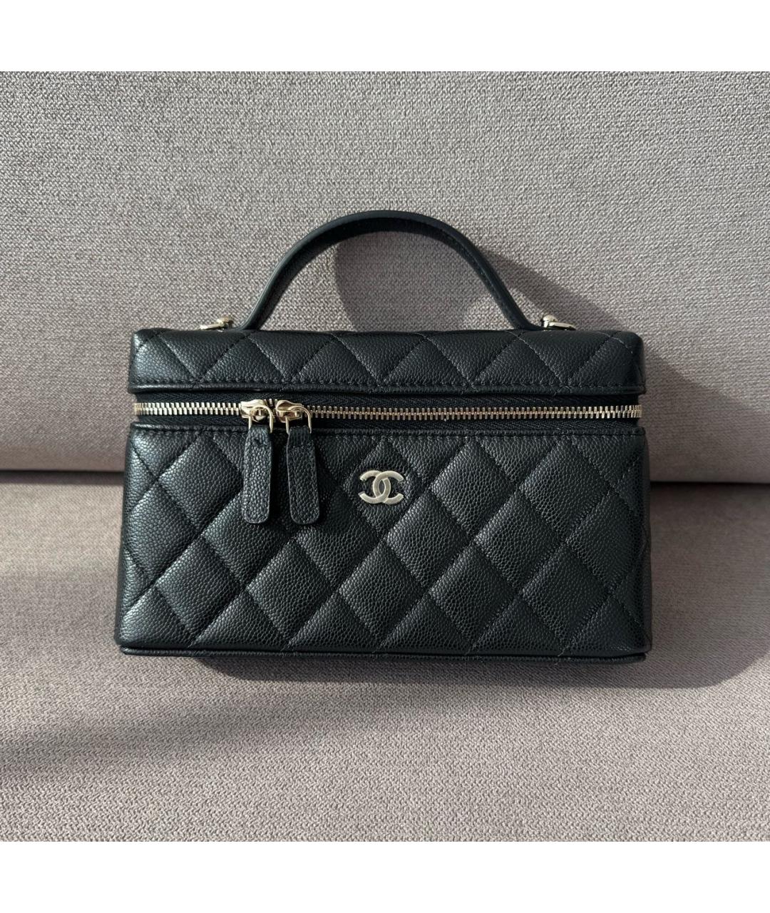 CHANEL Черная кожаная сумка через плечо, фото 2