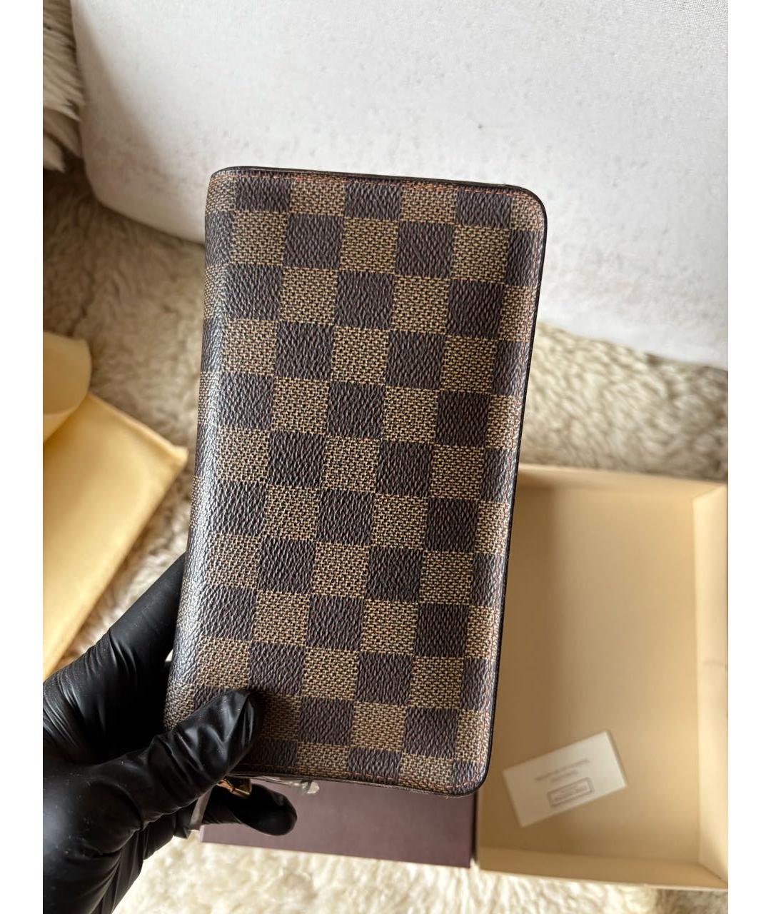 LOUIS VUITTON Коричневый кошелек, фото 2